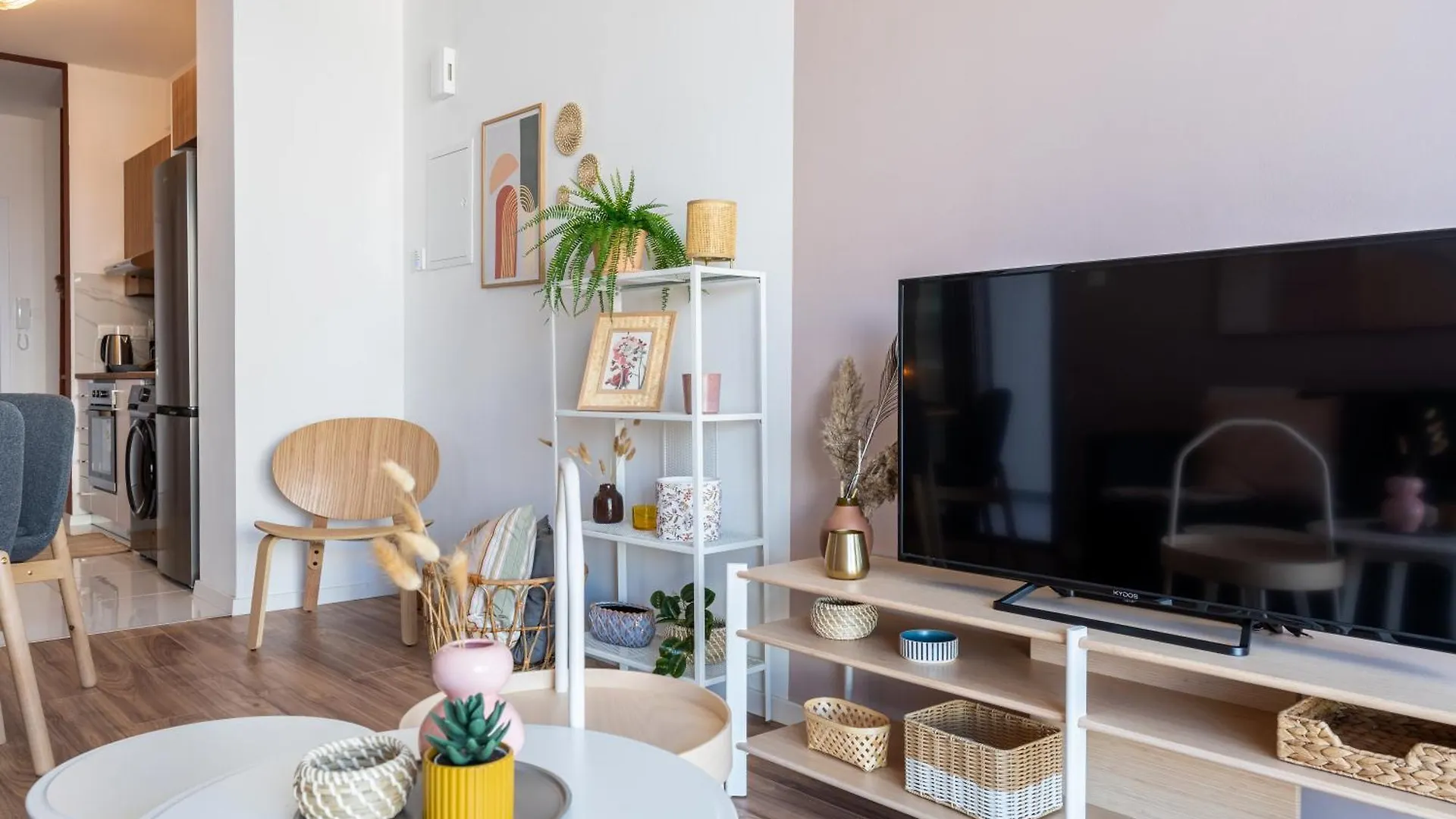 Arion 1-Bedroom Apartment In Larnaca