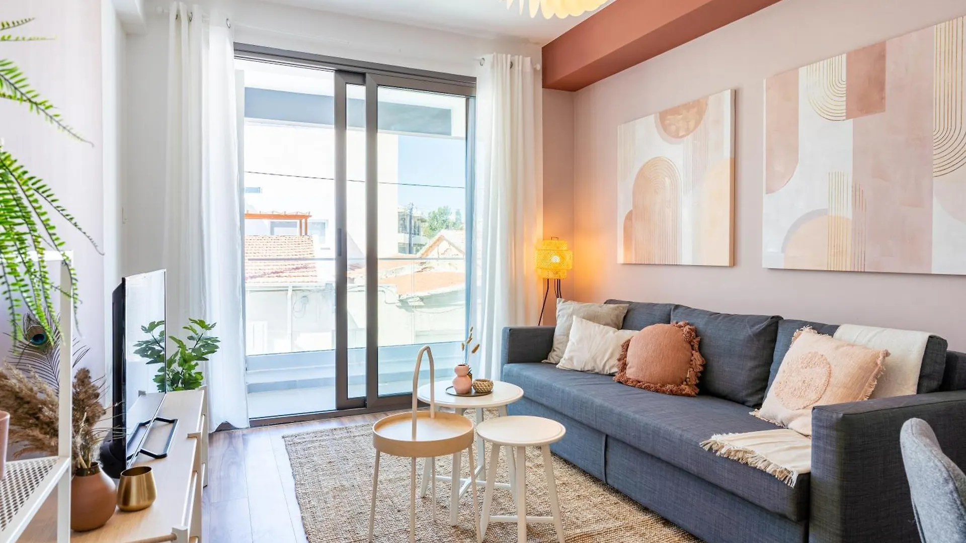 Arion 1-Bedroom Apartment In Larnaca 0*,  Kypr